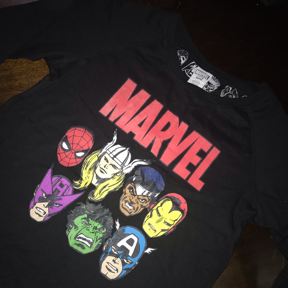 Marvel Reversible Long sleeve tee